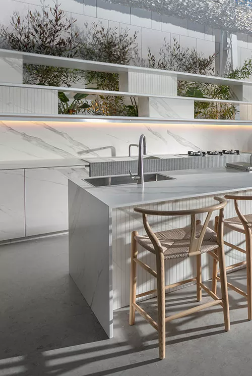 745x500px_new001.b197b0